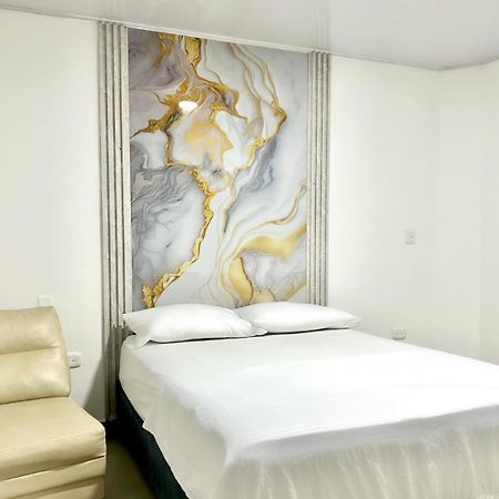 Hotel Brisas Del Mar Suite Санта Марта Екстериор снимка