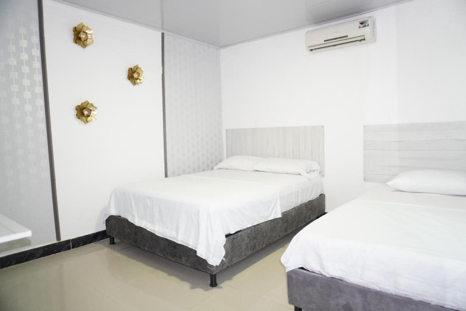 Hotel Brisas Del Mar Suite Санта Марта Екстериор снимка